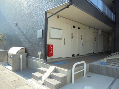 【エントランス】 | リブリ・Aquamarine 横須賀