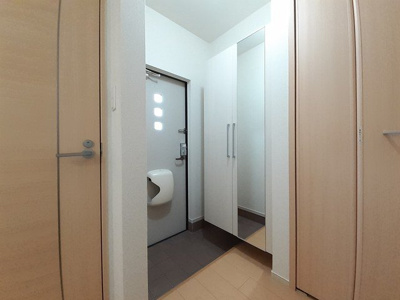 【玄関】 | ドムス・ウィスタリアⅡ