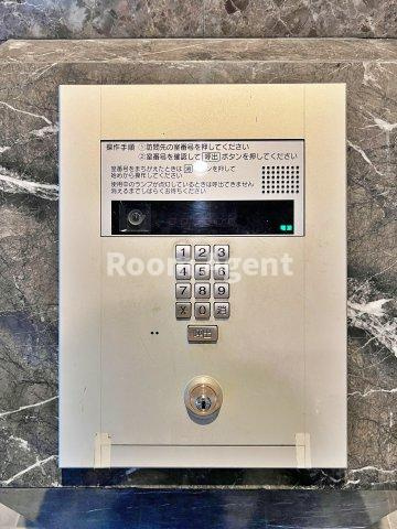 プレサンス吹上駅前エテルノのエントランス