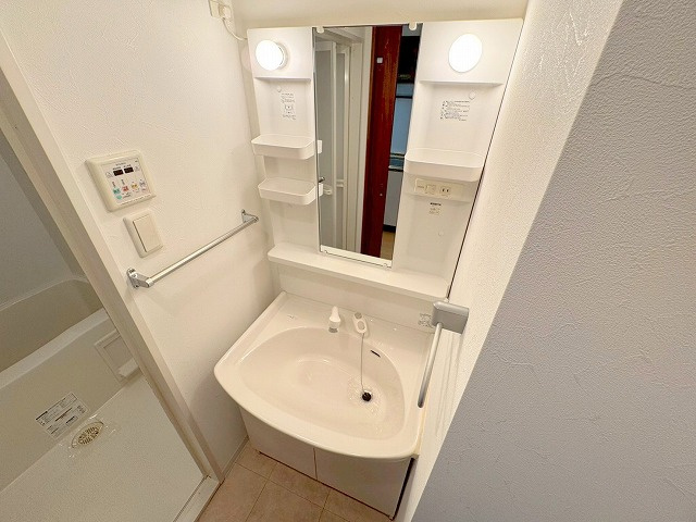 アリーヴィオの独立洗面台