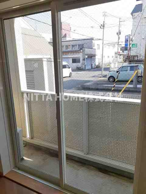 ナリッシュのバルコニー|南向きバルコニーで日当たりGOOD♪