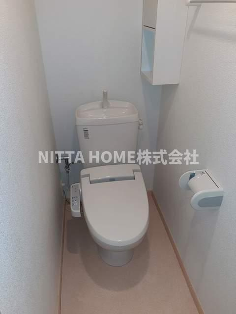 ナリッシュのトイレ|もちろん、ウォシュレット付き♪