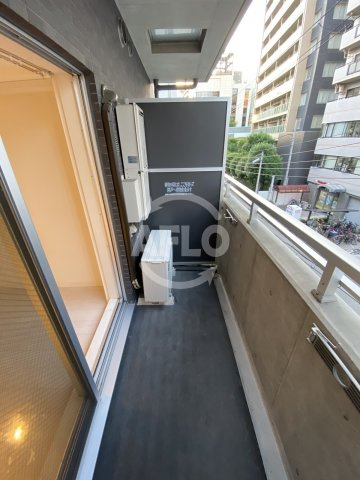 Fujiman北梅田（フジマン北梅田）のバルコニー|Fujiman北梅田（フジマン北梅田）　バルコニー