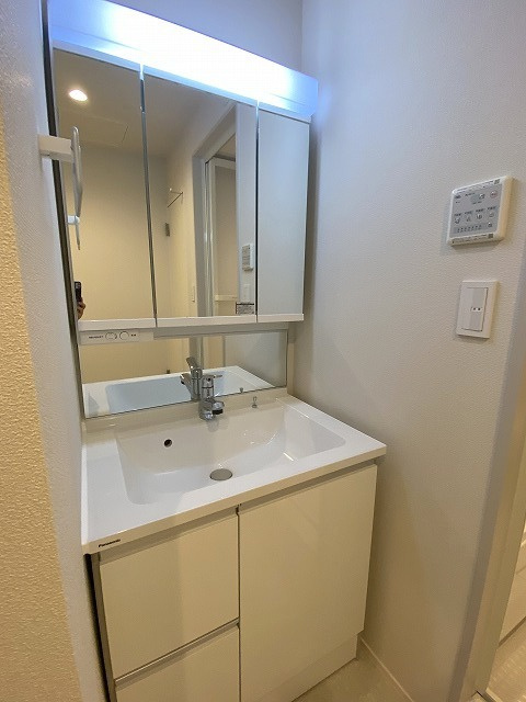 Ｍａｉｓｏｎ　ＣＵＢＥの洗面所|★洗面台★