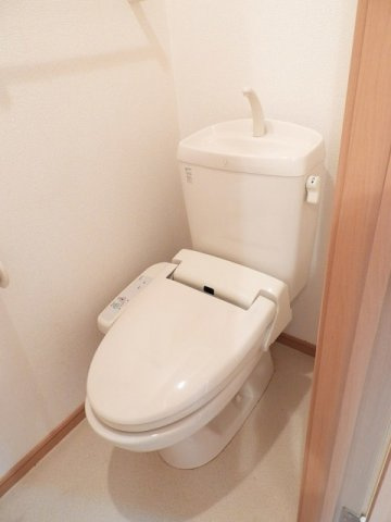 ヒルサイド　Ｂのトイレ|シンプルで使いやすいトイレです