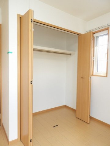 ヒルサイド　Ｂの収納|便利な収納スペースです