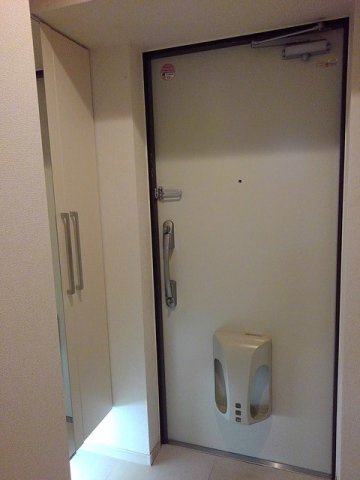 カーサ　デル　リオの玄関|毎日通る玄関はこちらです