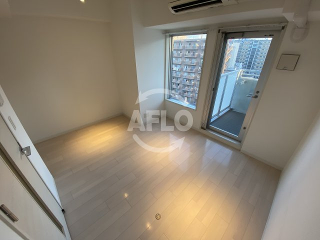 Fujiman北梅田の居間・リビング|Fujiman北梅田（フジマン北梅田）　洋室