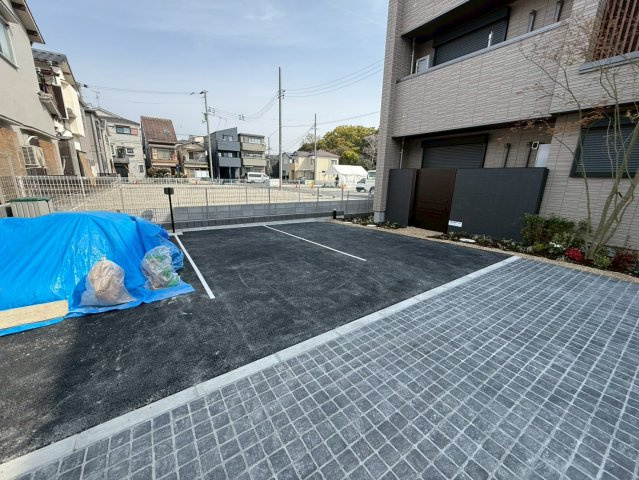 シャーメゾンベルプレジールの駐車場