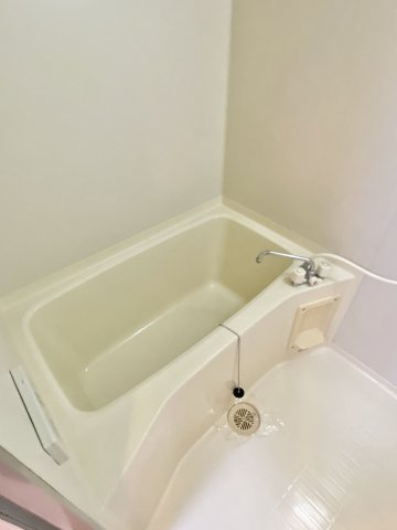 グランヴェルデの浴室|お風呂で日々の疲れを落としましょう