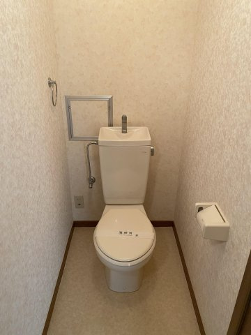 グランヴェルデのトイレ|落ち着いたトイレです