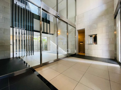 【エントランス】 | エスリード京橋グランツ