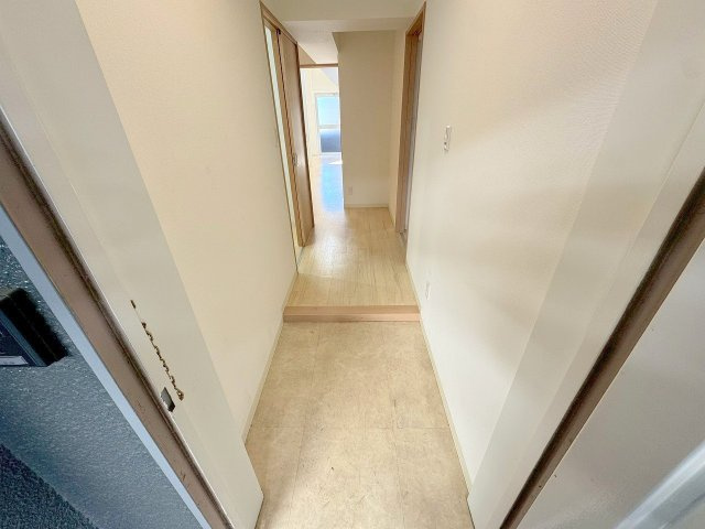 M：COURT南方の玄関