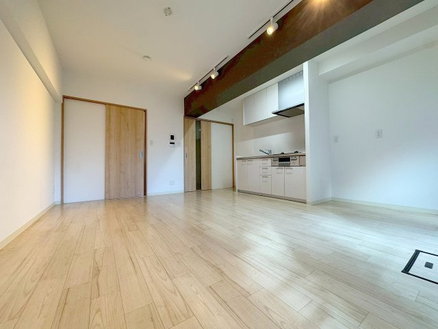 M：COURT南方の居間・リビング