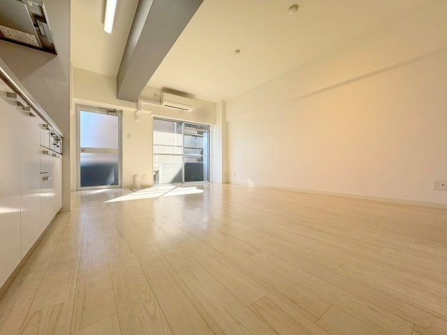 M：COURT南方の居間・リビング