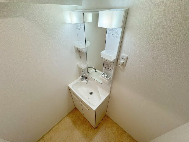 M：COURT南方の独立洗面台