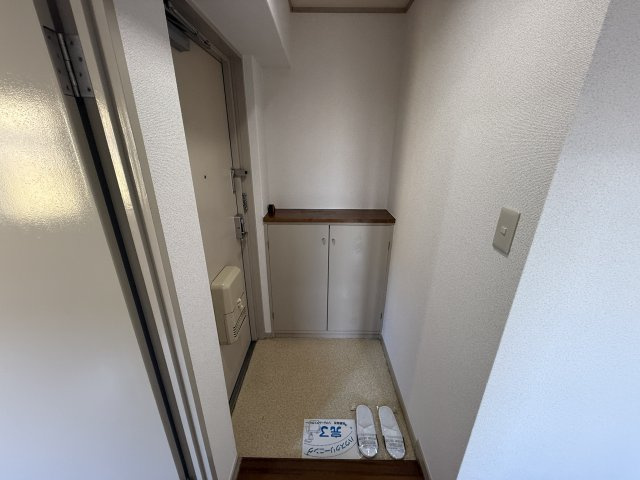 COZY中桜塚の玄関