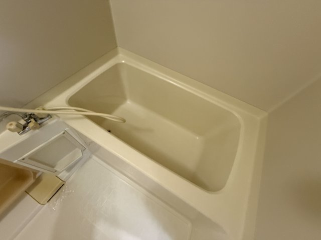 COZY中桜塚の浴室