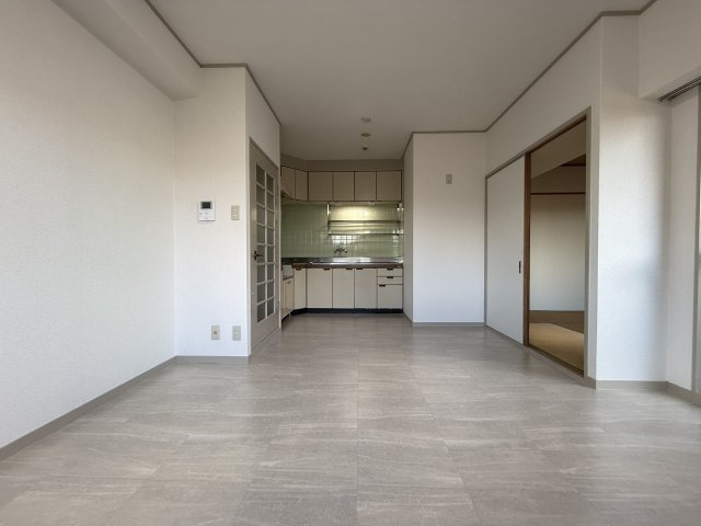 COZY中桜塚の内装