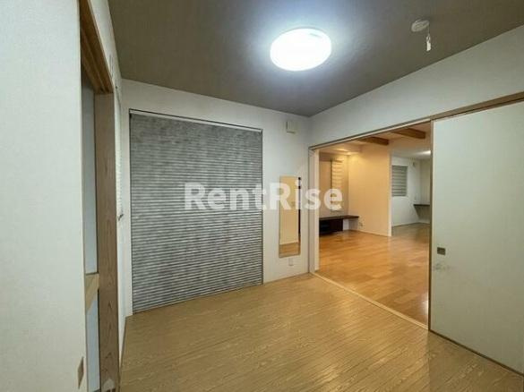 木曽川町内割田貸中古戸建の寝室