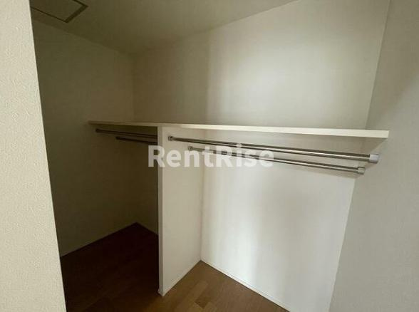 木曽川町内割田貸中古戸建の収納