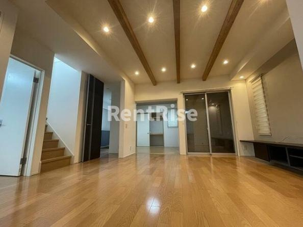 木曽川町内割田貸中古戸建のキッチン