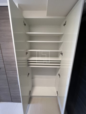 【収納】 | S-RESIDENCE難波Briller | S-RESIDENCE難波Briller（エスレジデンス難波ブリエ）　シューズボックス
