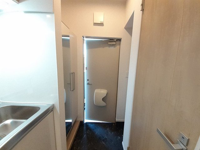 ラ・ステラ学園前の玄関|きれいな玄関です