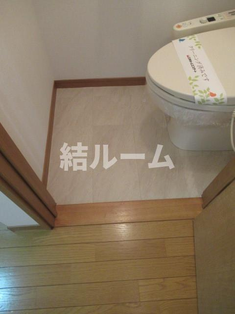 豊島区東池袋５丁目のアパートのトイレ