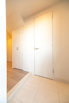 オープンレジデンシア和光フロントの玄関