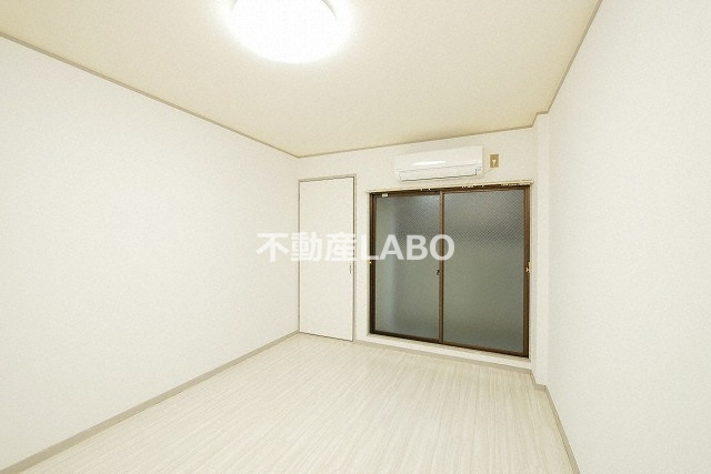 ローズリーフ平野の居間・リビング