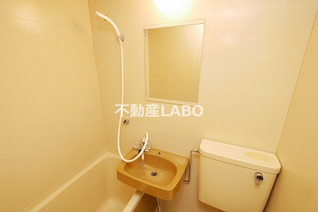 ローズリーフ平野の浴室