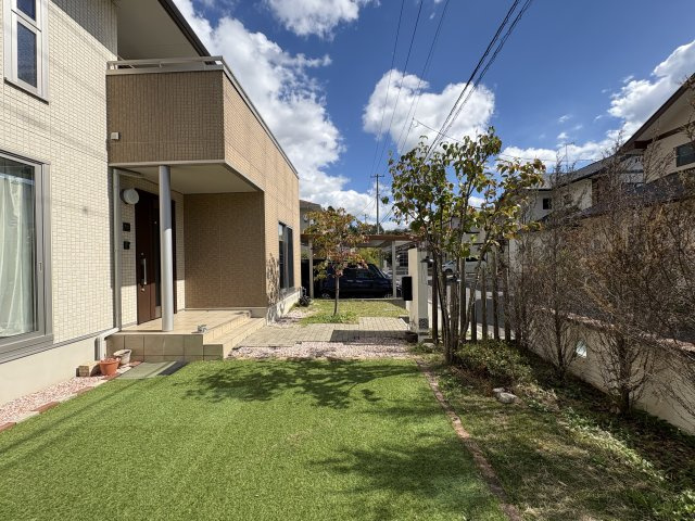 中古戸建・中古住宅　郡山市安積町成田西前坂　オール電化住宅　安積二小・安積二中の庭