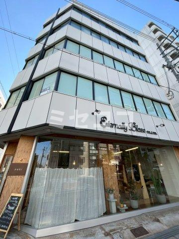 エターナリーブレイズビルの外観