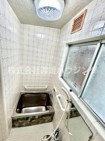 都島区毛馬テラスハウスの浴室