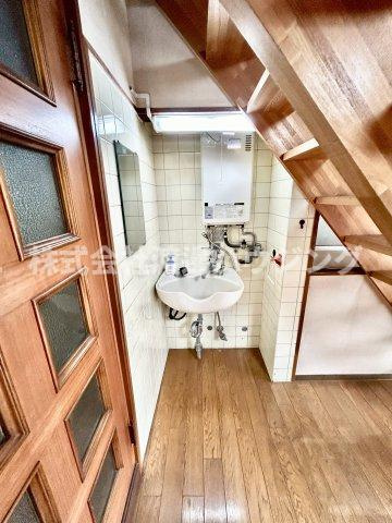 都島区毛馬テラスハウスの洗面所