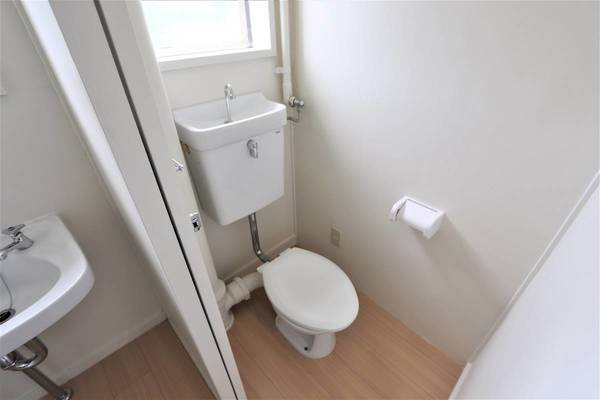 ビレッジハウス旭ヶ丘2号棟のトイレ|ビレッジハウスの同一物件・同一タイプの間取りの写真です