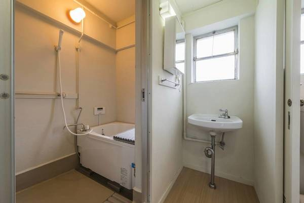 ビレッジハウス旭ヶ丘2号棟の洗面所|ビレッジハウスの同一物件・同一タイプの間取りの写真です