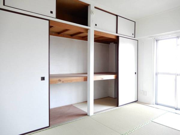 ビレッジハウス富岡1号棟の収納|ビレッジハウスの同一物件・同一タイプの間取りの写真です