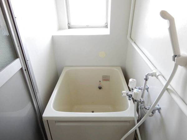 ビレッジハウス富岡1号棟の浴室|ビレッジハウスの同一物件・同一タイプの間取りの写真です