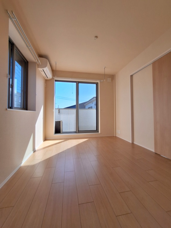 ＳＨＥＲＬＯＣＫのその他|ミニコープ領家店