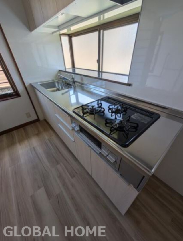 東大阪市中石切町　中古戸建のキッチン