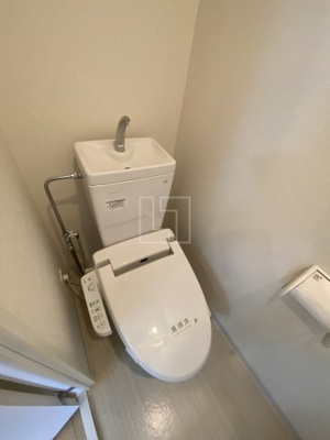 【トイレ】 | オリエンタル靭本町 | オリエンタル靭本町　温水洗浄便座