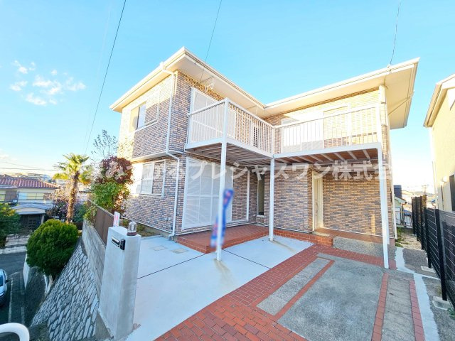 駐車場2台◇南向き高台4LDK◇旭区上白根◇