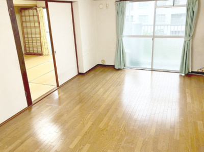 【居間・リビング】 | よろい坂ハイツ、2