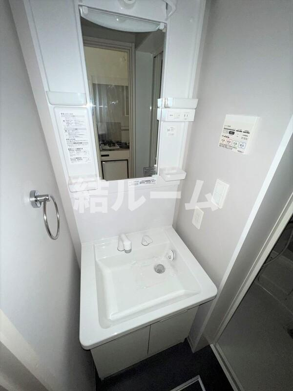 板橋区若木１丁目のアパートの洗面所