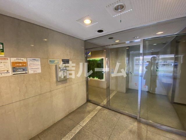 豊島区長崎５丁目の賃貸マンションのエントランス