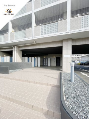 【エントランス】 | サルヴァトーレ今宿