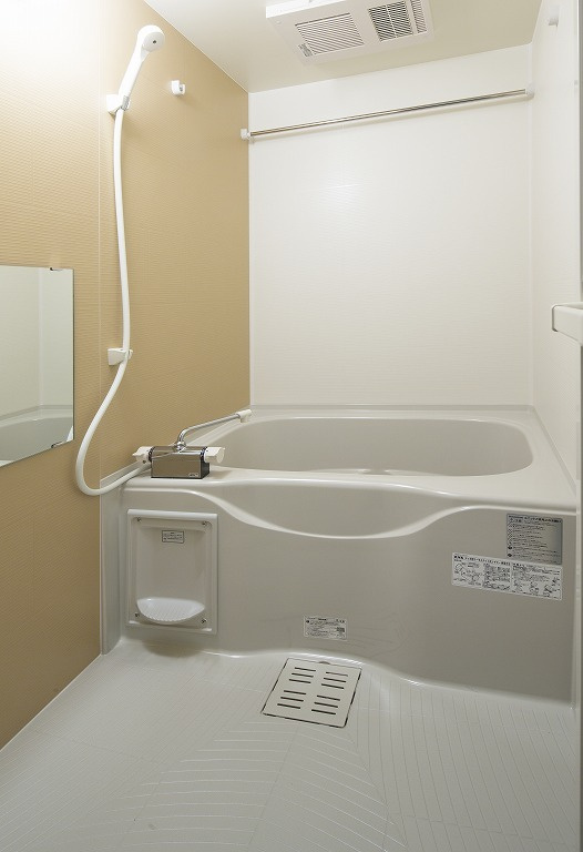 フジパレス東三国Ⅲ番館の浴室