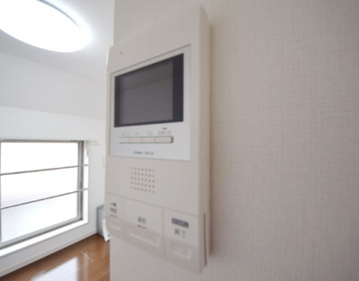 【防犯設備】 | イーストフラット